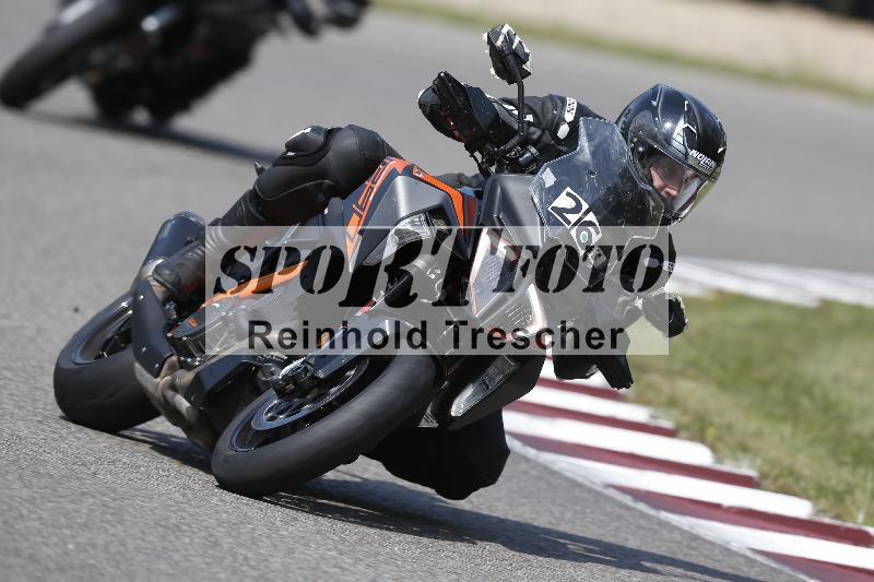 Archiv-2025/49 26.08.2025 Cornu Master School ADR/gruen-vert/26